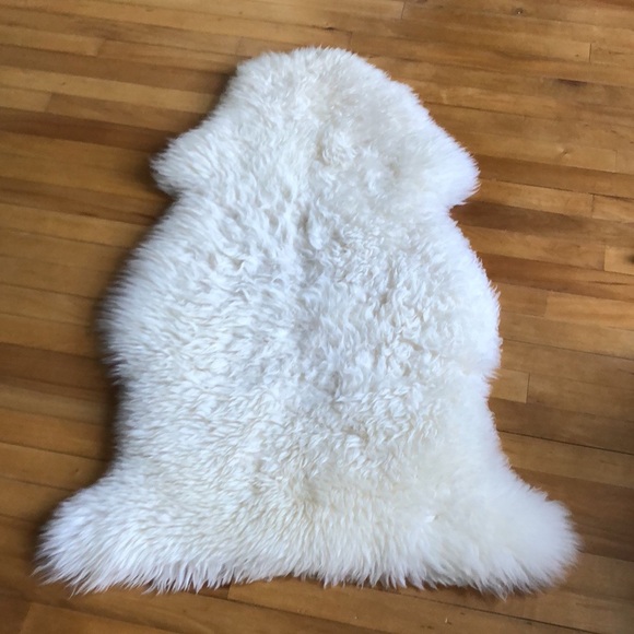 Windward Sheepskin Rug australia new zealand - Picture 1 of 4